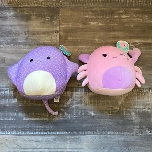 2 squishmallows